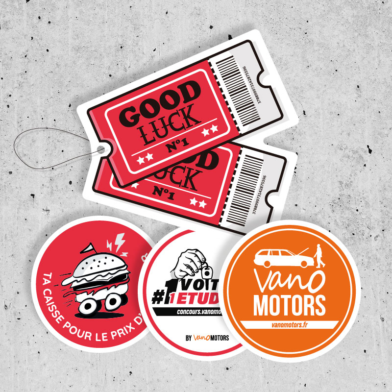Pack 3 Stickers + désodorisant <br>3 chances de gagner la voiture</br>